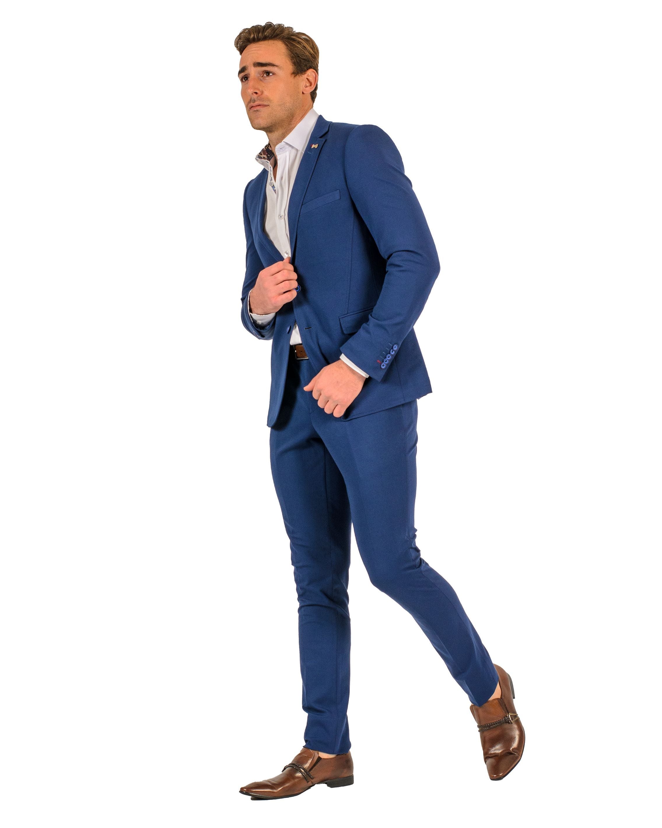 Giovanni Testi Brand offers a unique selection of Fashion Forward Suit